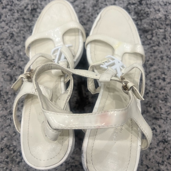 LOUIS VUITTON Wedge Sole Patent Leather Sandals Big Icon Thick - Picture 5 of 12